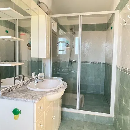 Villa 10 People With Private Pool 250m From The Sea *